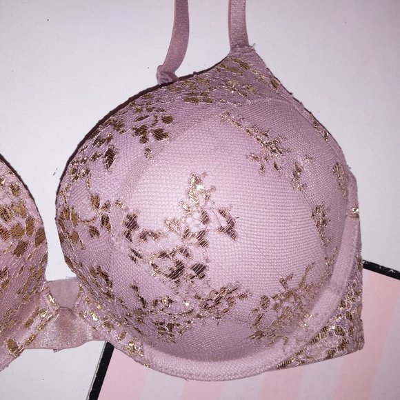 Victoria Secret Bra - Picture 3 of 5
